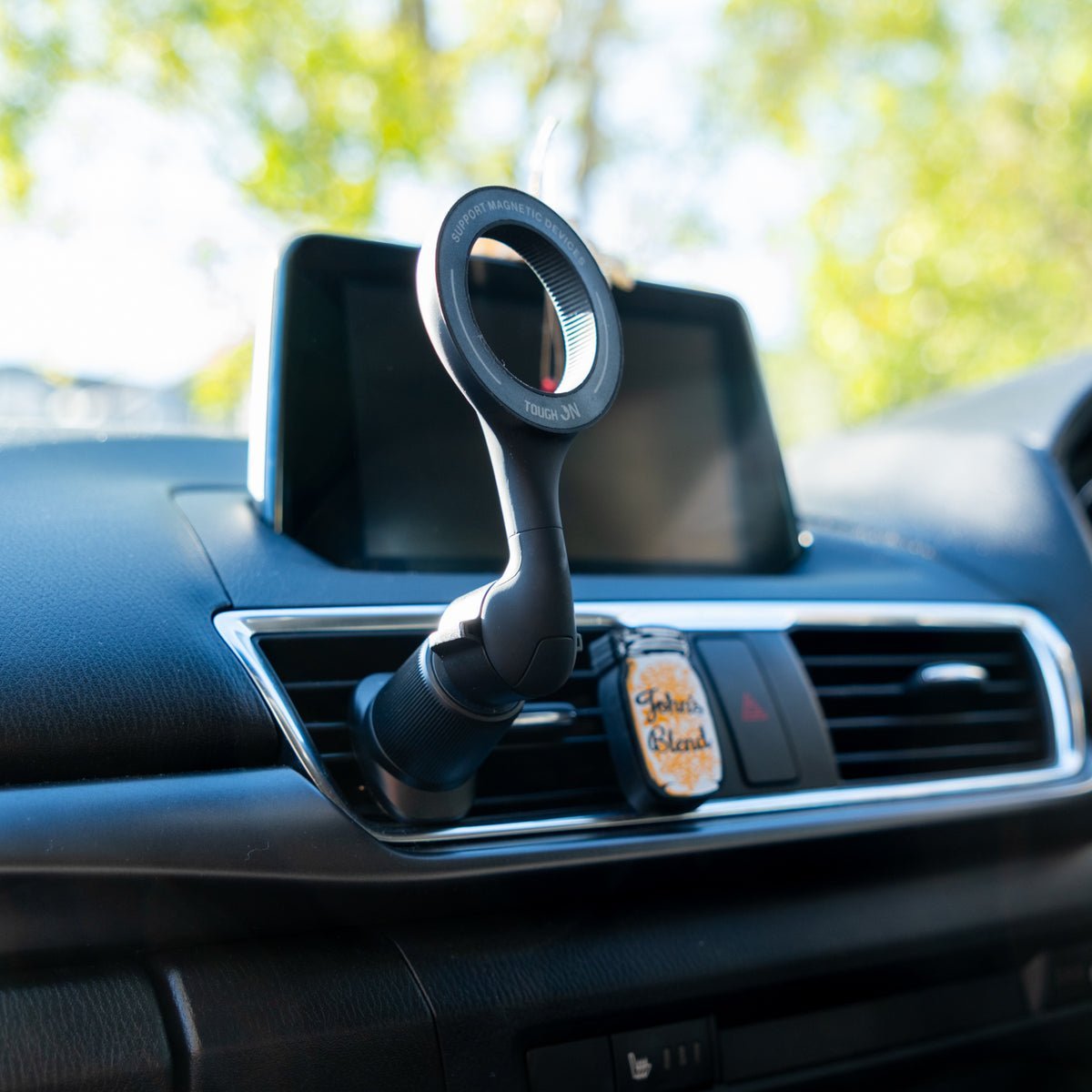 Tough On MagSafe Magnetic Air Vent Mount